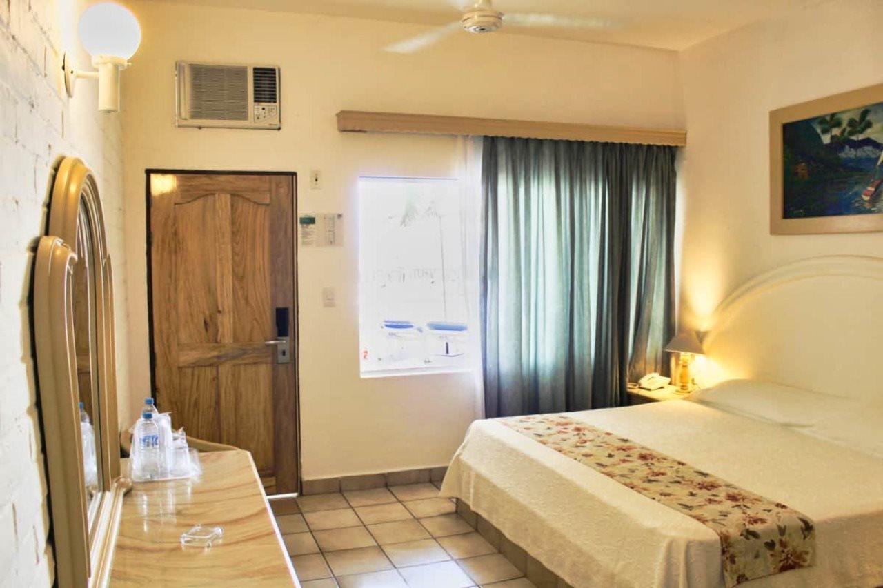 Tropicana Hotel Пуерто-Вальярта Екстер'єр фото