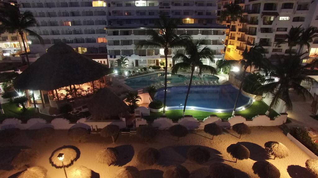 Tropicana Hotel Пуерто-Вальярта Екстер'єр фото