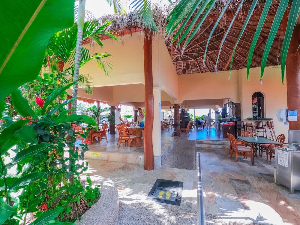 Tropicana Hotel Пуерто-Вальярта Екстер'єр фото